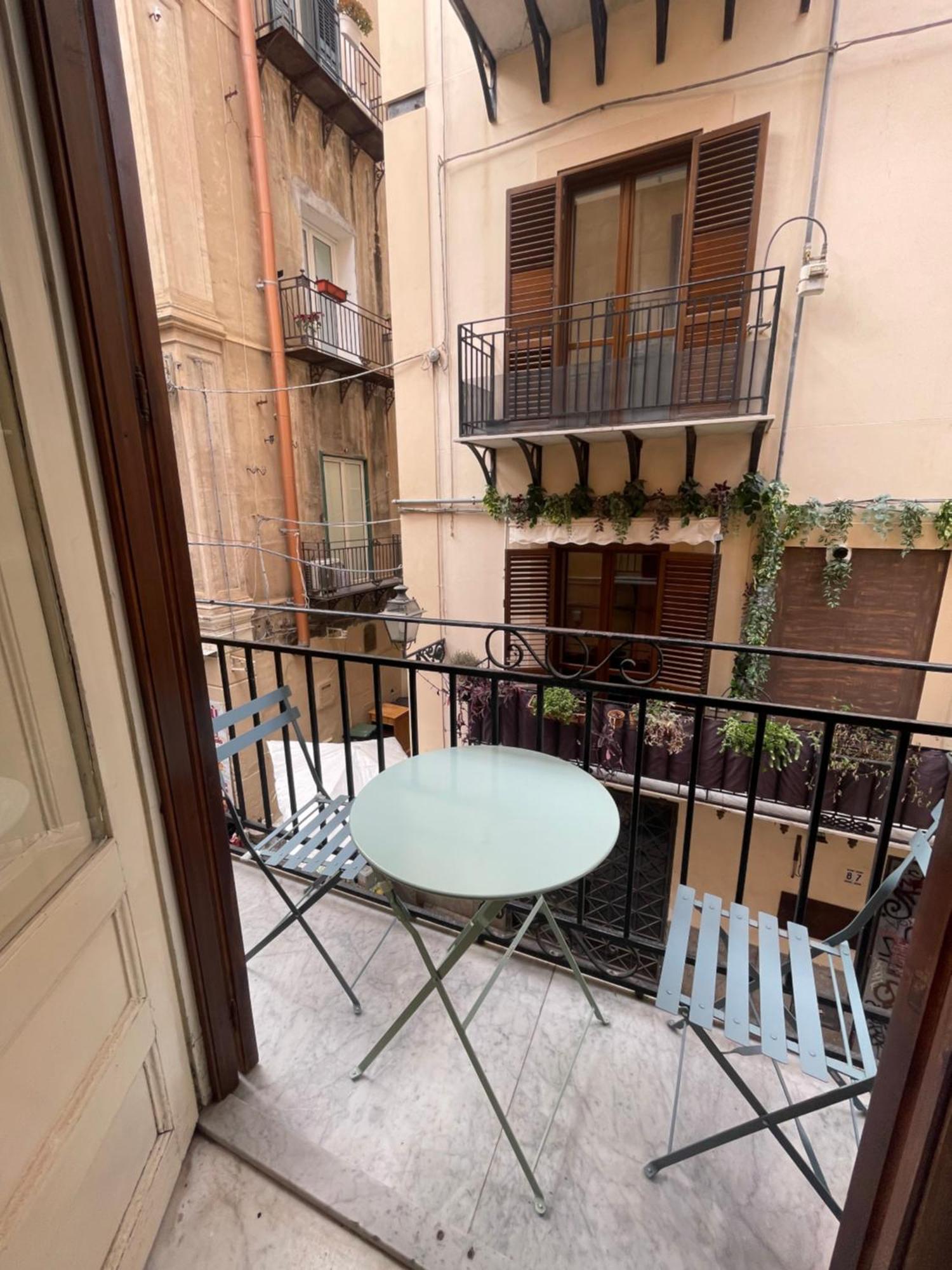 Le Colonne Del Massimo - Apartment In Front Of Massimo Theatre Palerme Extérieur photo